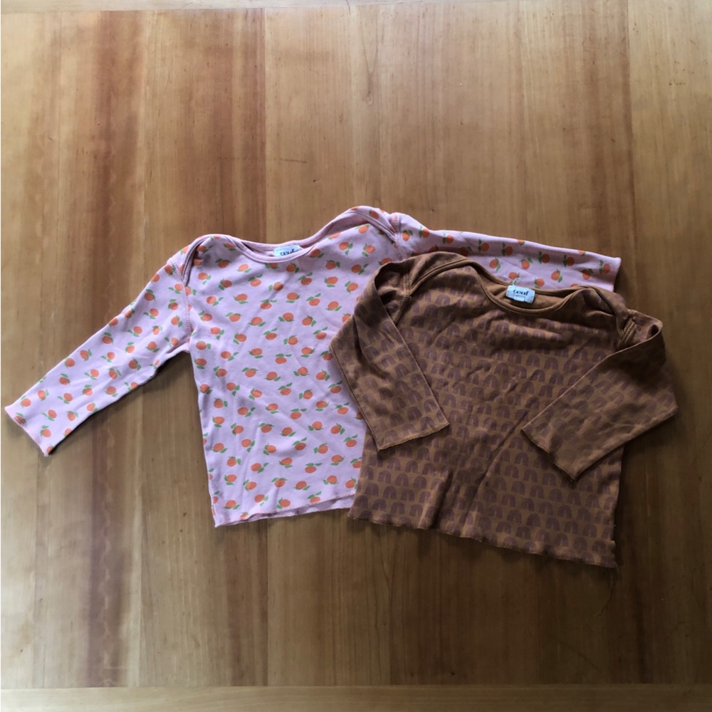 Pair of Oeuf tops